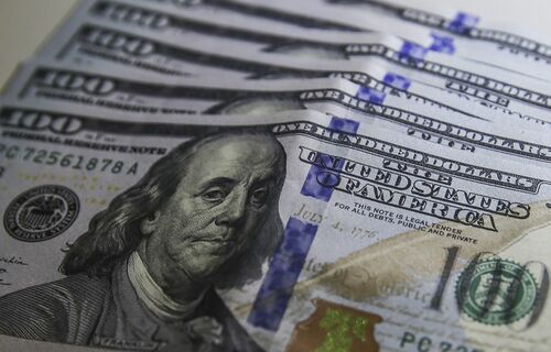 Dólar começa a sexta-feira (10) cotado a R$ 5,14, após alta registrada no último pregão